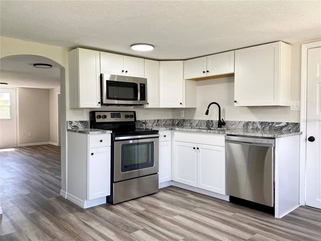 House for rent at 37902 7th Ave, Zephyrhills, FL 33542
