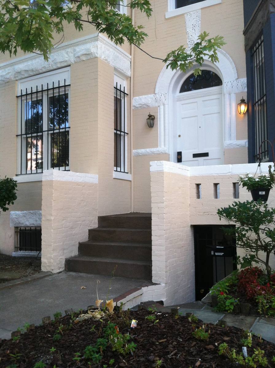 Apartment for rent at 1738 U St NW #1, Washington, DC 20009