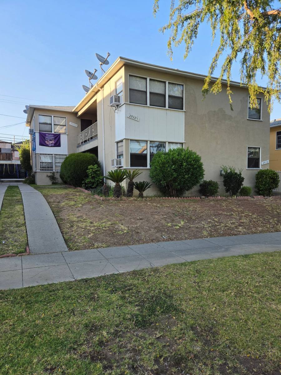 Apartment for rent at 2932 W Via Acosta #2932 Acosta, Mon, Montebello, CA 90640