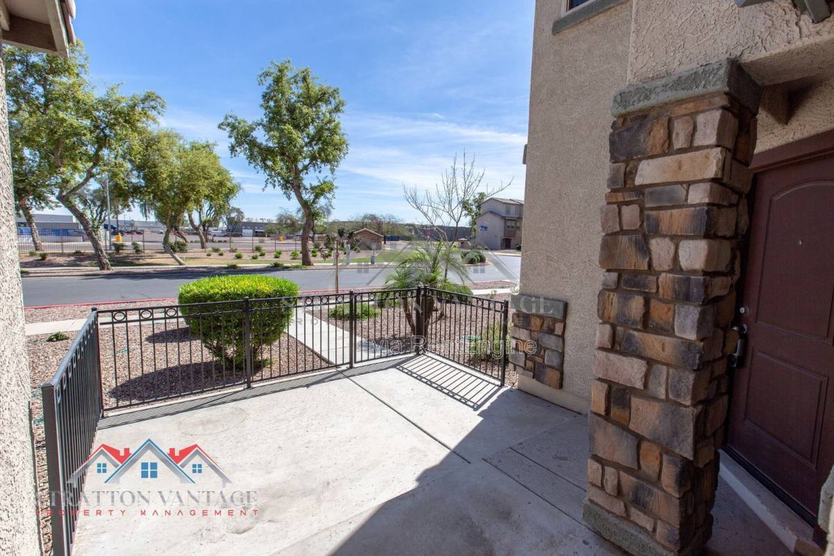 House for rent at 2218 N 77th Dr, Phoenix, AZ 85035