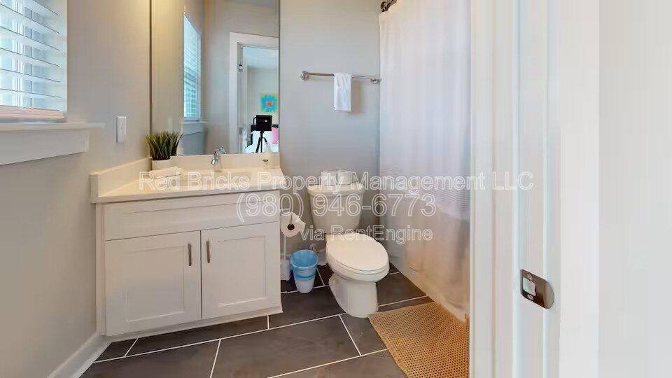 Townhouse for rent at 4122 Salient St, Charlotte, NC 28205