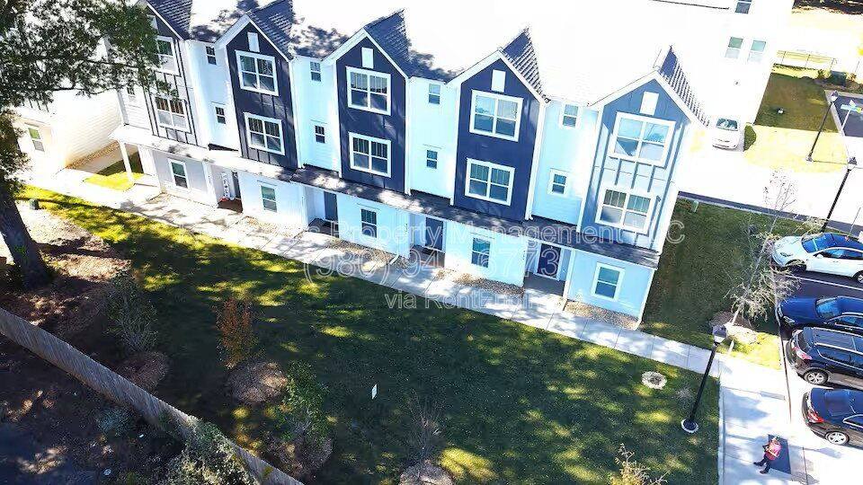 Townhouse for rent at 4122 Salient St, Charlotte, NC 28205