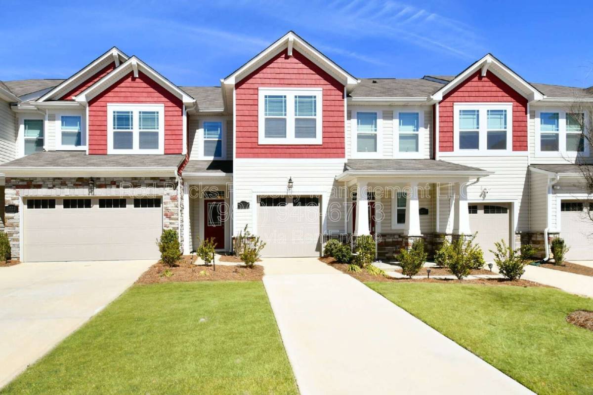 Townhouse for rent at 1227 Southern Sugar Dr, Charlotte, NC 28262