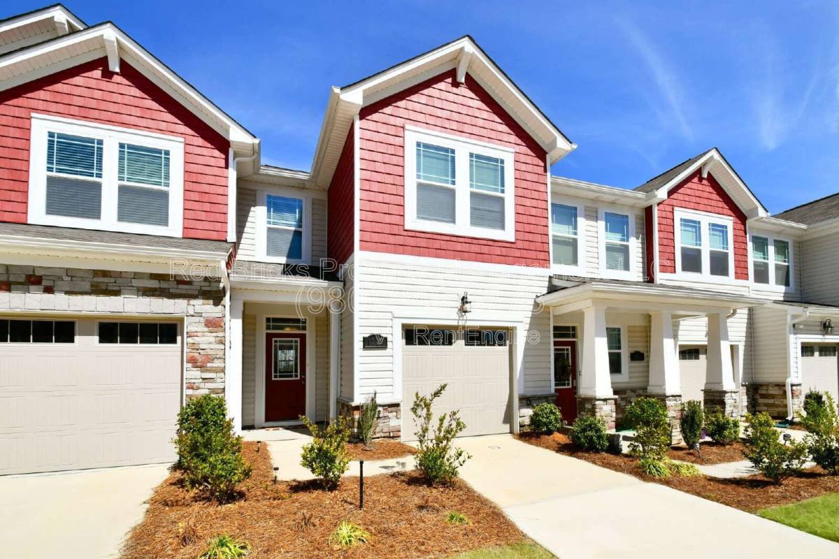 Townhouse for rent at 1227 Southern Sugar Dr, Charlotte, NC 28262