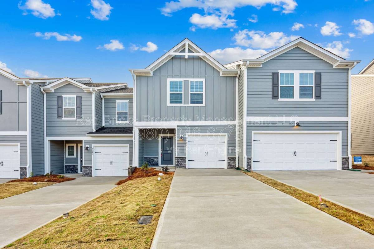 Townhouse for rent at 5253 Brailey Circle, Kannapolis, NC 28081