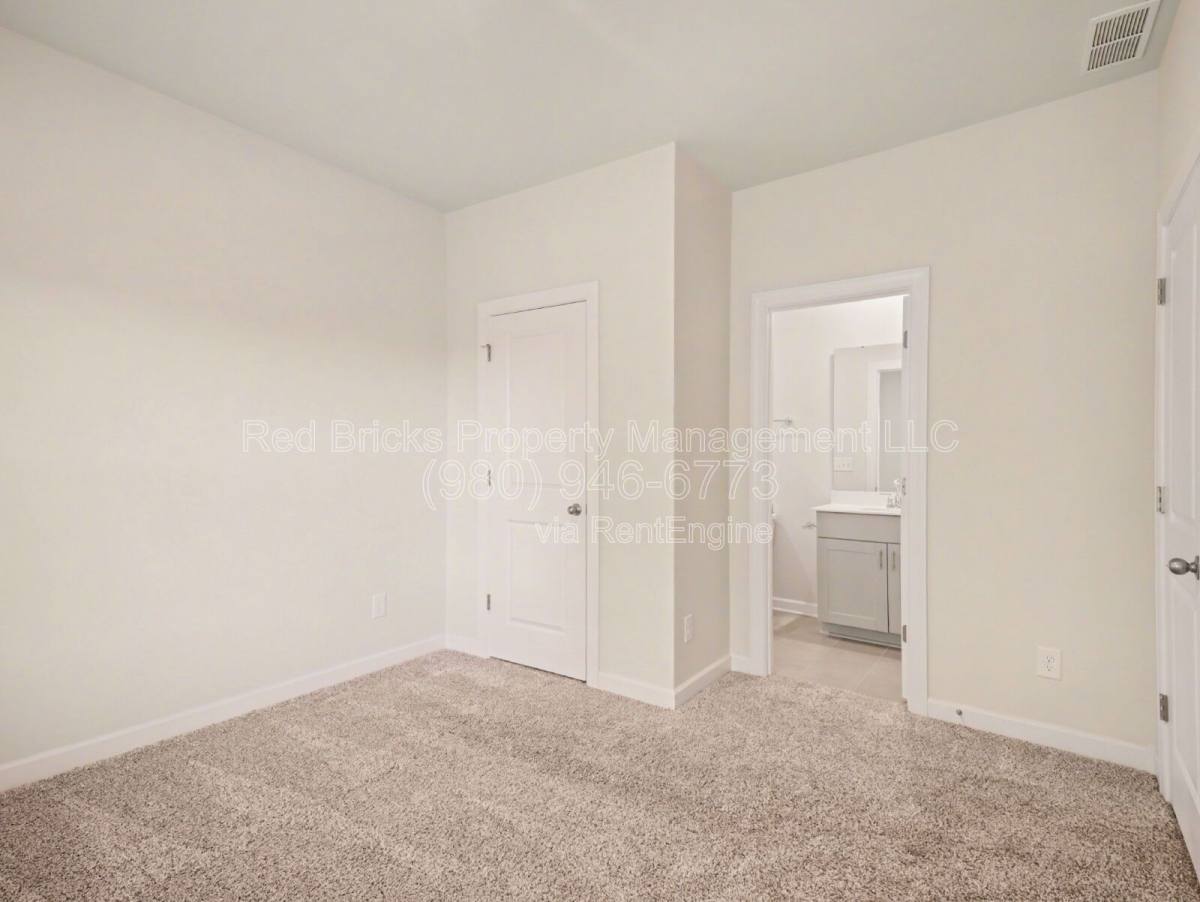 Townhouse for rent at 4426 Millennium Ave, Charlotte, NC 28217