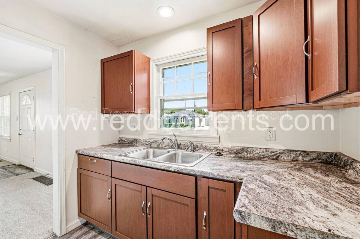 Apartment for rent at 1742 N Whittier Place, Indianapolis, IN 46218