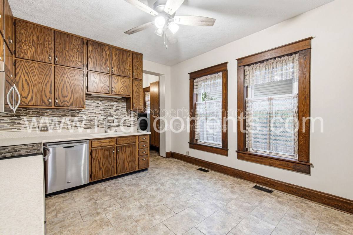 House for rent at 71 W High St, Mooresville, IN 46158
