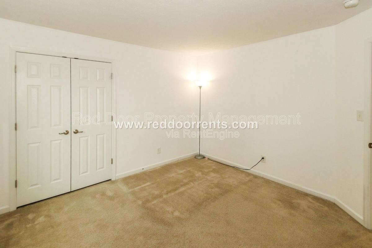 House for rent at 10031 Golden Dr, Noblesville, IN 46060