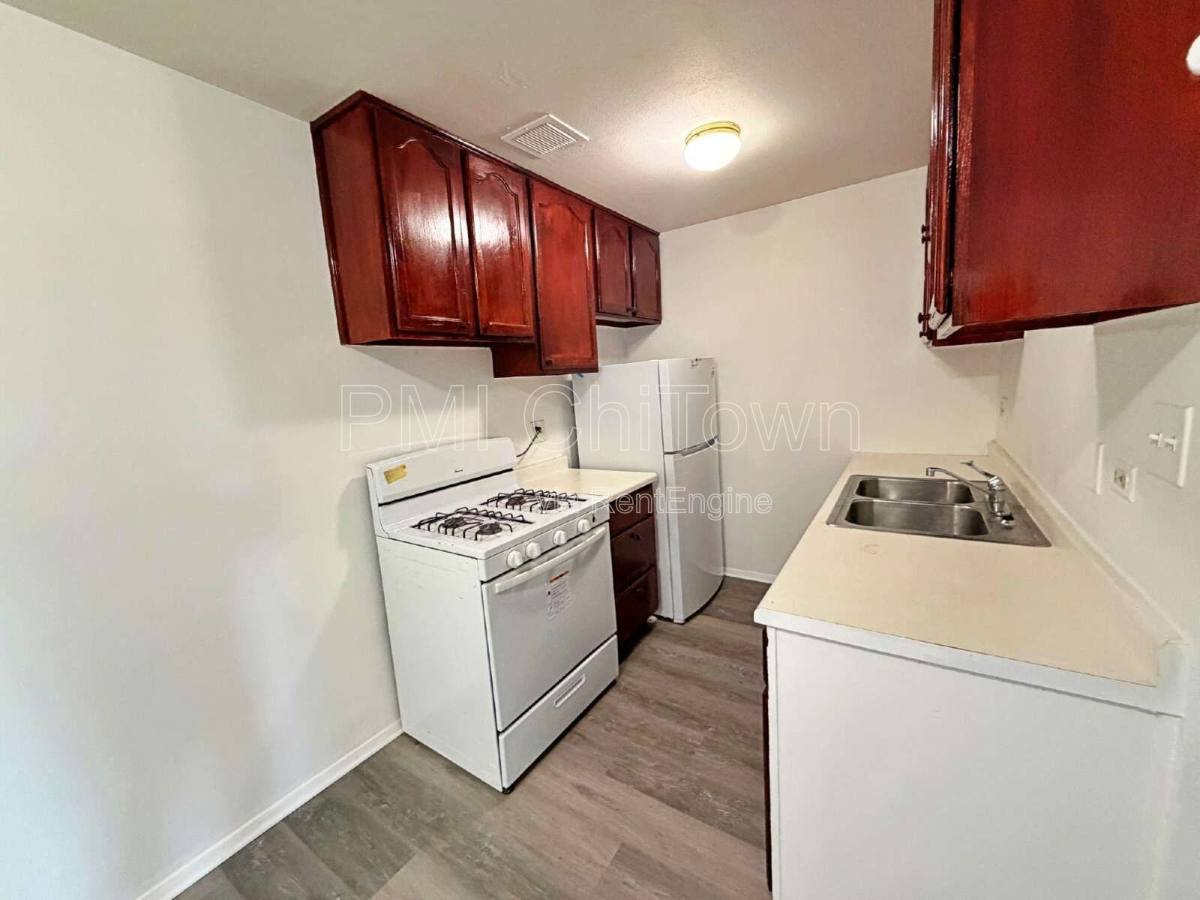 Apartment for rent at 841 Blossom Lane #203, Prospect Heights, IL 60070