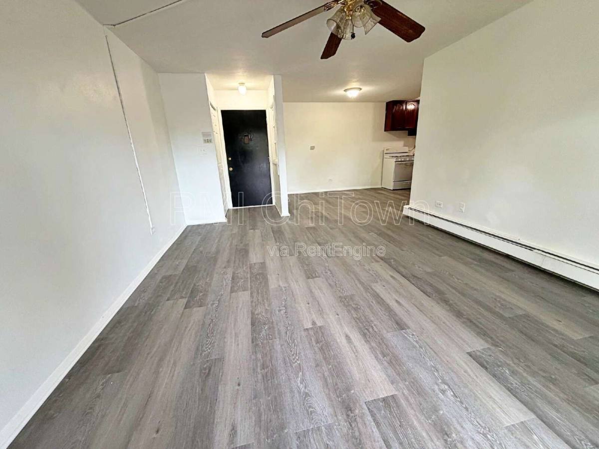 Apartment for rent at 841 Blossom Lane #203, Prospect Heights, IL 60070