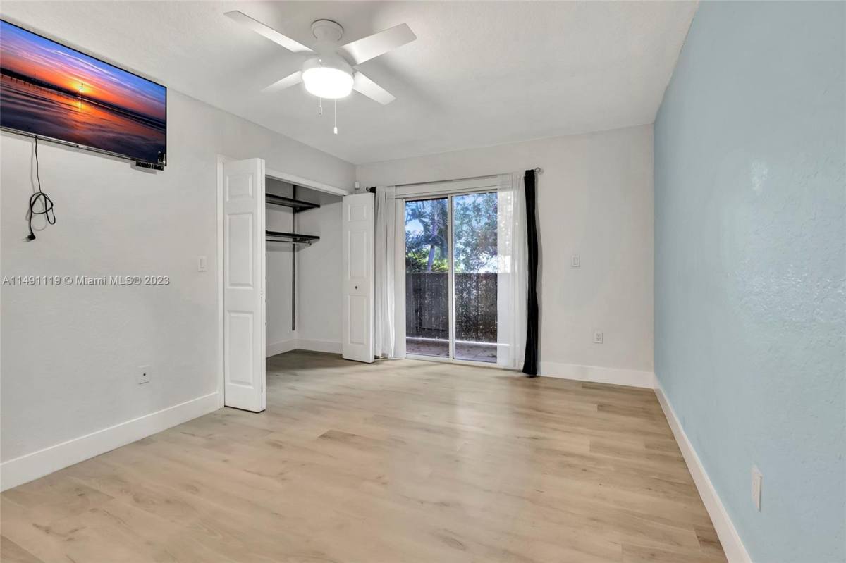 Townhouse for rent at 3130 Bird Ave, Miami, FL 33133