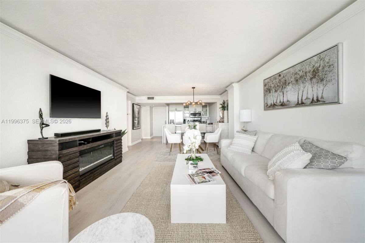 Apartment for rent at 600 NE 36th St #1414, Miami, FL 33137