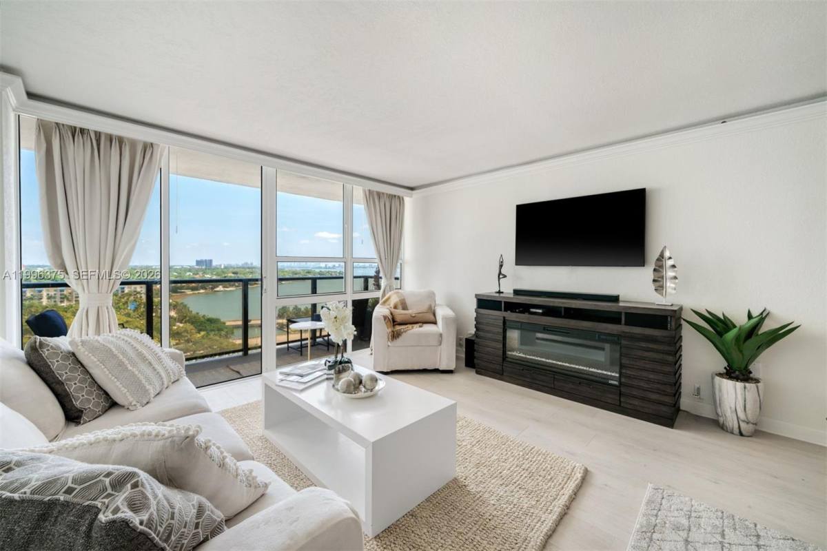 Apartment for rent at 600 NE 36th St #1414, Miami, FL 33137