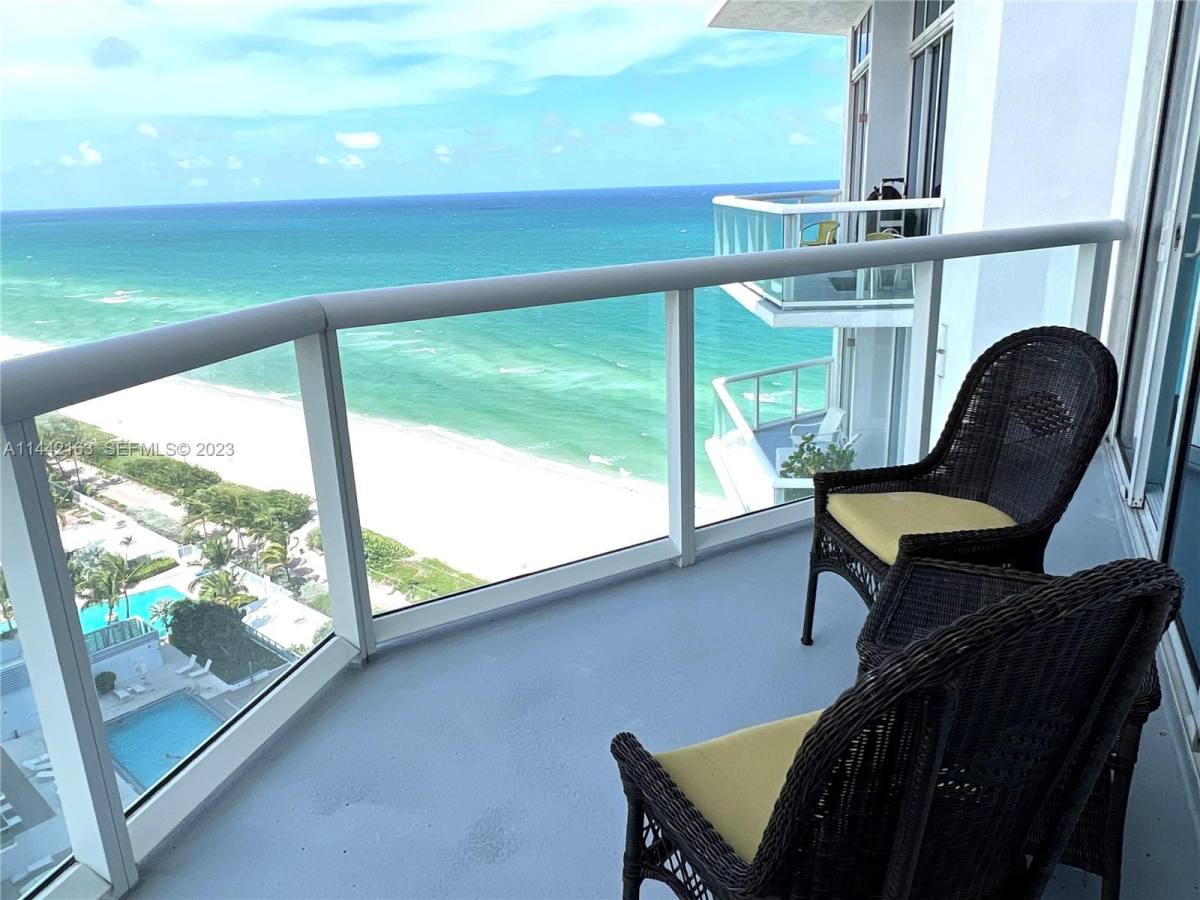 Apartment for rent at 6515 Collins Ave, Miami Beach, FL 33141