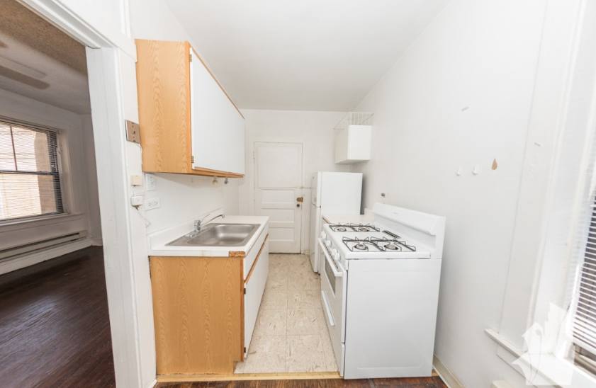Apartment for rent at 22395 N Bissell St #2E, Chicago, IL 60614
