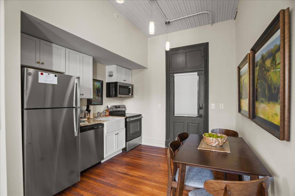 Apartment for rent at 127 W Evans St, Florence, SC 29501
