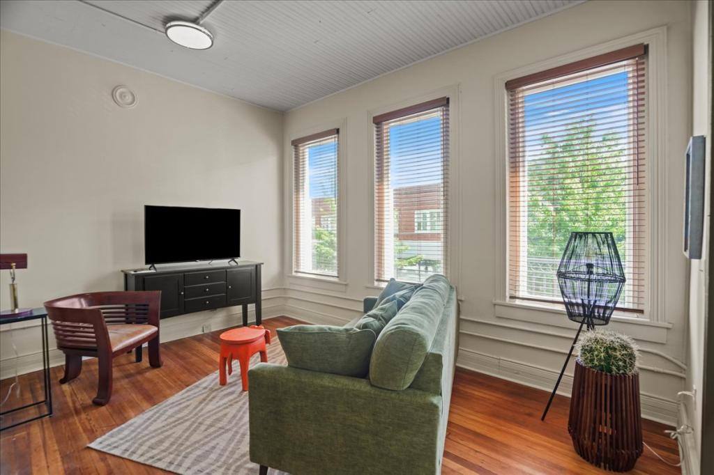 Apartment for rent at 127 W Evans St, Florence, SC 29501