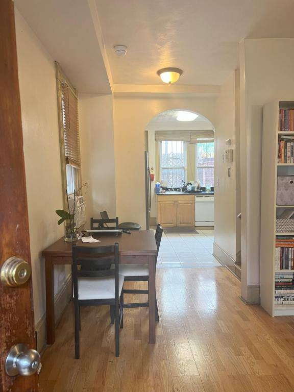 House for rent at 1900 6th St #NW, Washington, DC 20001