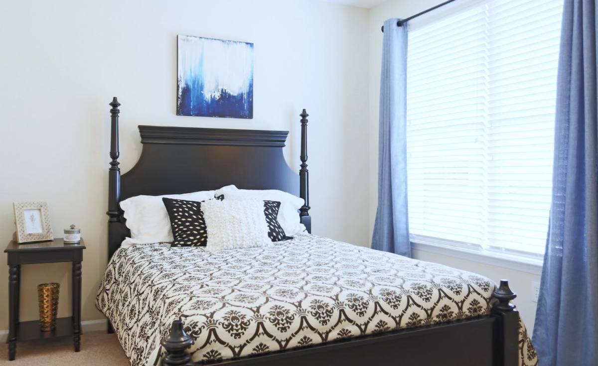 Apartment for rent at Auston Woods, 5301 Roundstone Way, Charlotte, NC 28216