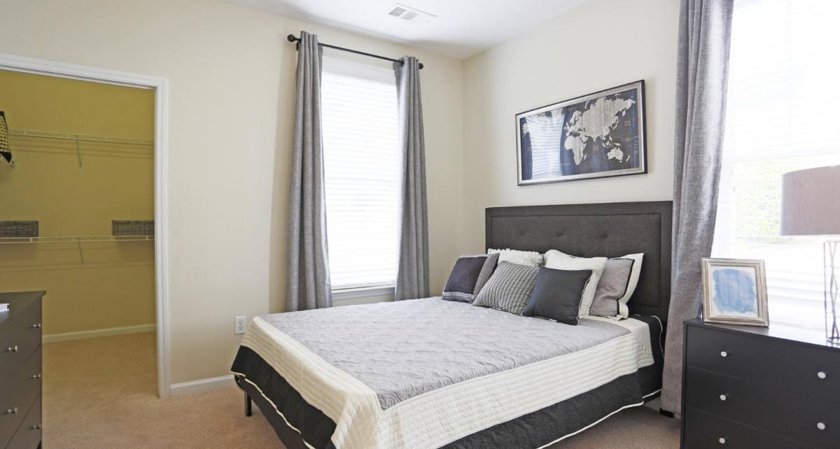 Apartment for rent at Auston Woods, 5301 Roundstone Way, Charlotte, NC 28216