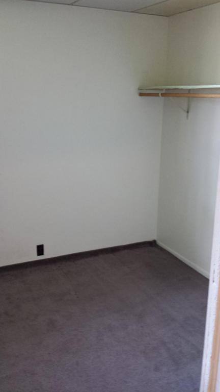 House for rent at 904 Vine St, La Crosse, WI 54601