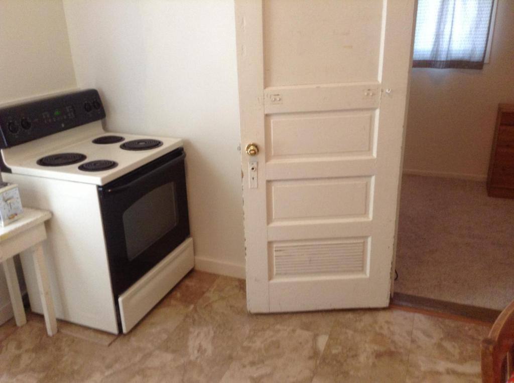 House for rent at 904 Vine St, La Crosse, WI 54601