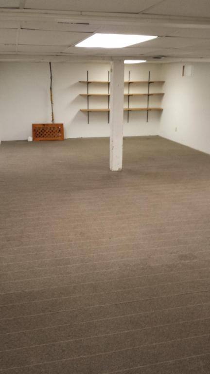 House for rent at 904 Vine St, La Crosse, WI 54601