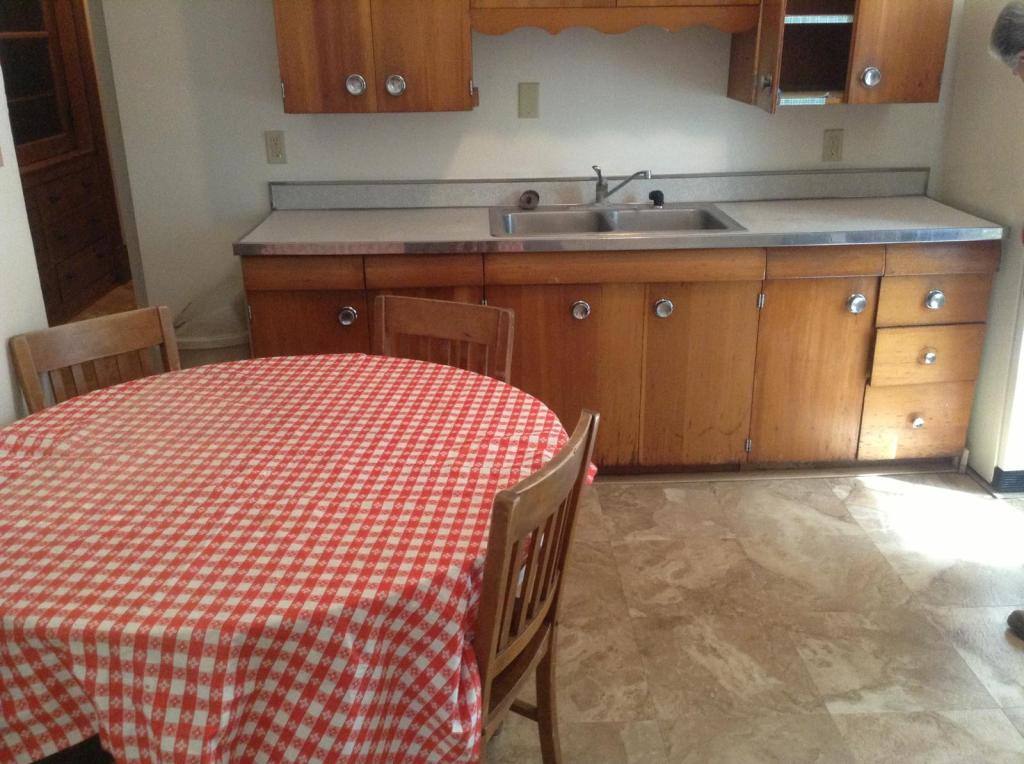 House for rent at 904 Vine St, La Crosse, WI 54601