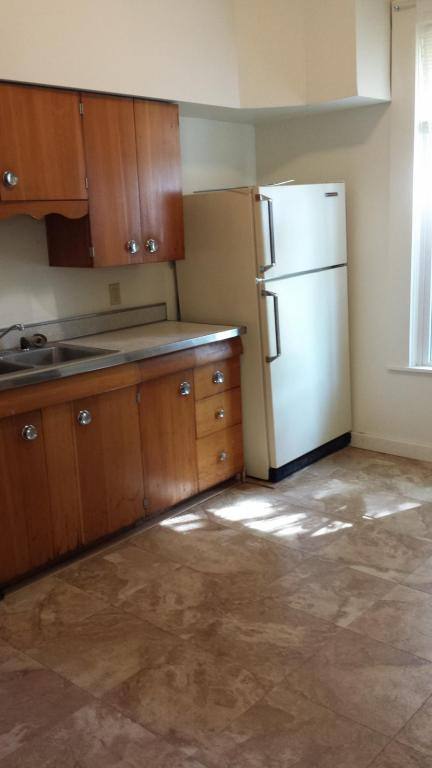 House for rent at 904 Vine St, La Crosse, WI 54601