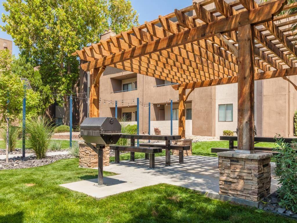 Apartment for rent at The Villas at La Privada, 5324 San Mateo Blvd NE, Albuquerque, NM 87109