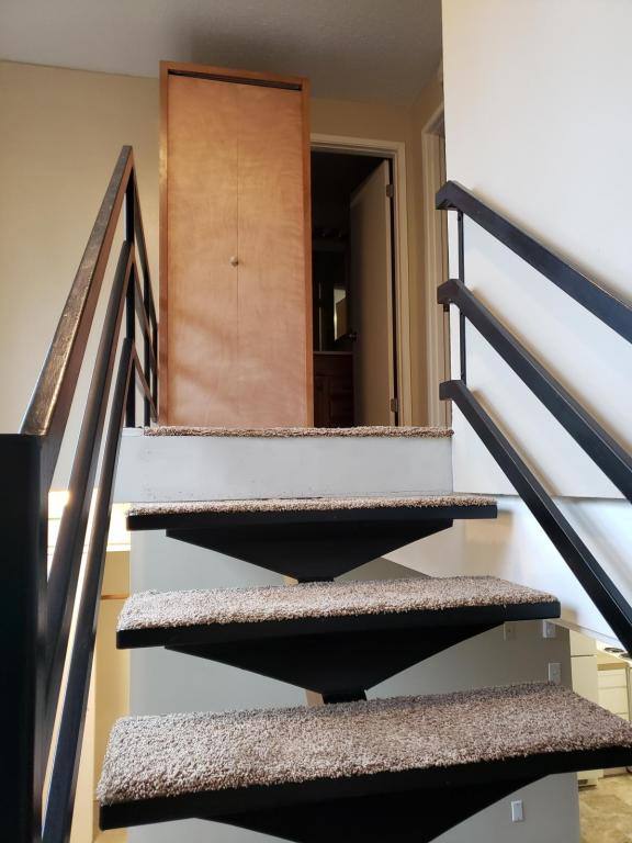 Townhouse for rent at 10030 SW Walnut St Tigard, Portland, OR 97223
