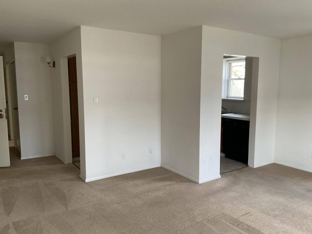 158 E Walnut St #204, Kingston, PA 18704 - House for Rent - Image 3