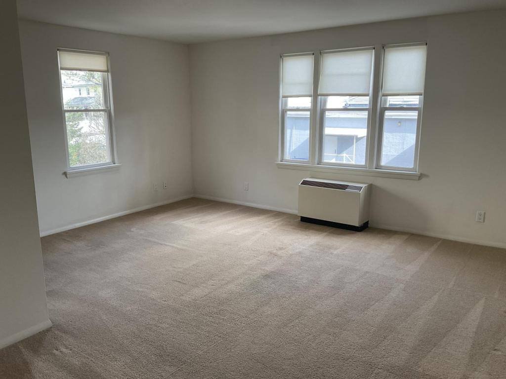 158 E Walnut St #204, Kingston, PA 18704 - House for Rent - Image 2