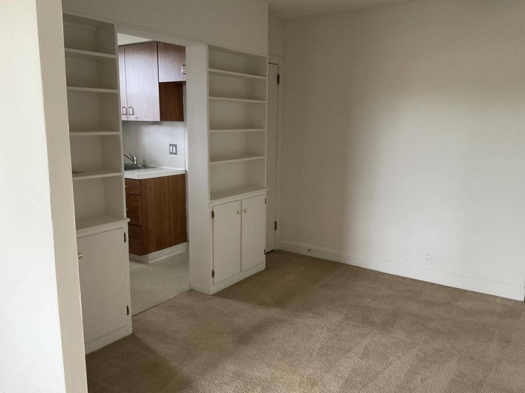151 E Walnut St #201, Kingston, PA 18704 - House for Rent - Image 3