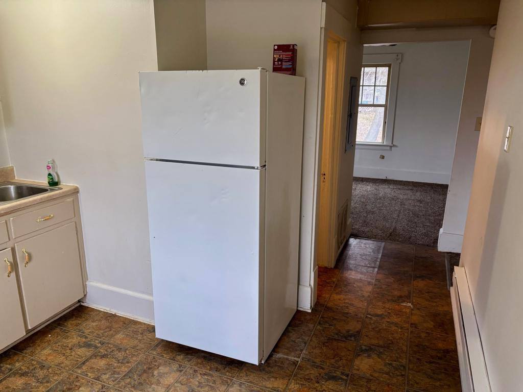 Apartment for rent at 25 Elliott St #B, Rittman, OH 44270