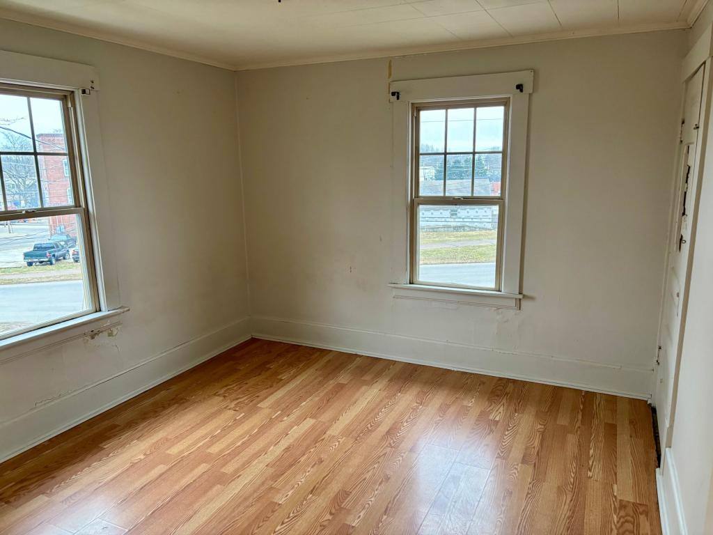 Apartment for rent at 25 Elliott St #B, Rittman, OH 44270