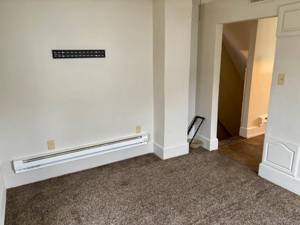 Apartment for rent at 25 Elliott St #B, Rittman, OH 44270