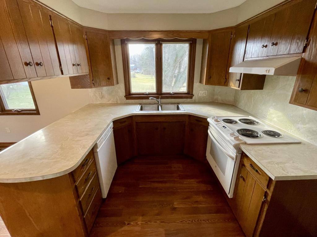 House for rent at 88 Lerue St, Apple Creek, OH 44606