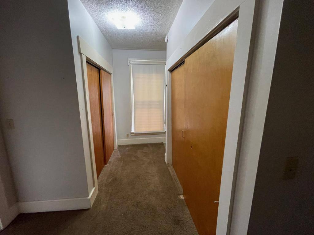 Apartment for rent at 504 W Main St, Dalton, OH 44618
