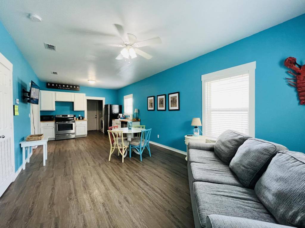 House for rent at 4212 Tx-35 Bus, Rockport, TX 78382