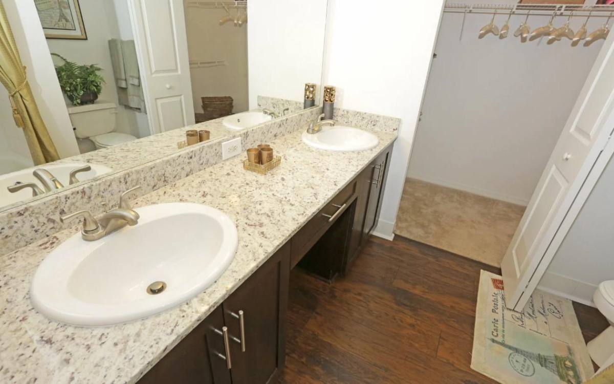 Apartment for rent at Colonnade Luxury Residences, 1640 NW 128th Dr, Fort Lauderdale, FL 33323