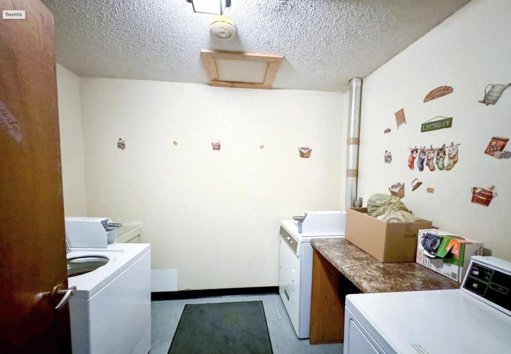 Apartment for rent at 209 5th St E, Herman, MN 56248