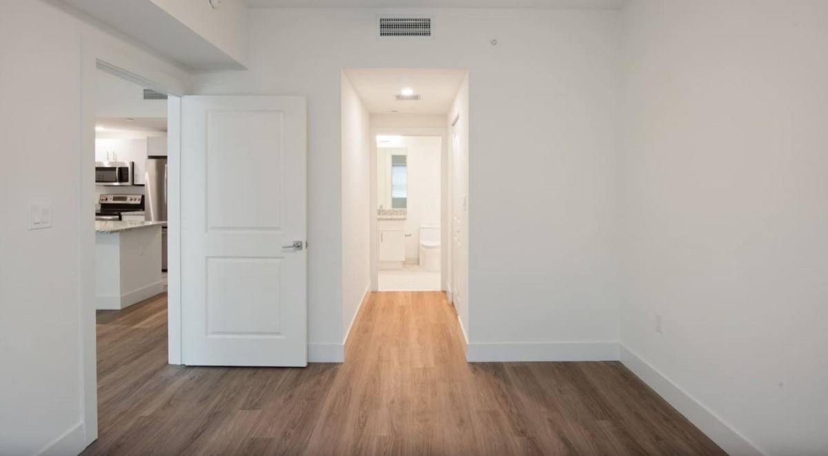 Apartment for rent at 3890 Davie Rd, Fort Lauderdale, FL 33314