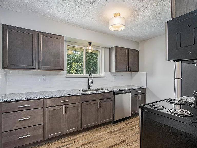 Apartment for rent at 2408 Texel Dr #2, Kalamazoo, MI 49048