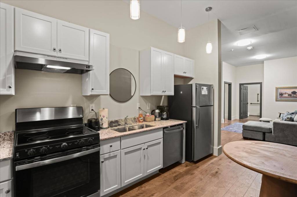 Apartment for rent at 127 W Evans St, Florence, SC 29501
