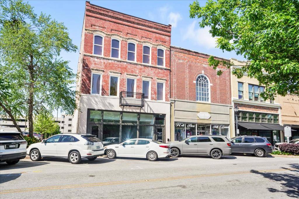 Apartment for rent at 127 W Evans St, Florence, SC 29501