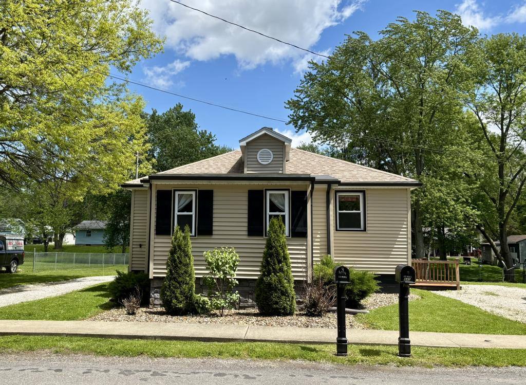 House for rent at 834 Buckeye St, Orrville, OH 44667