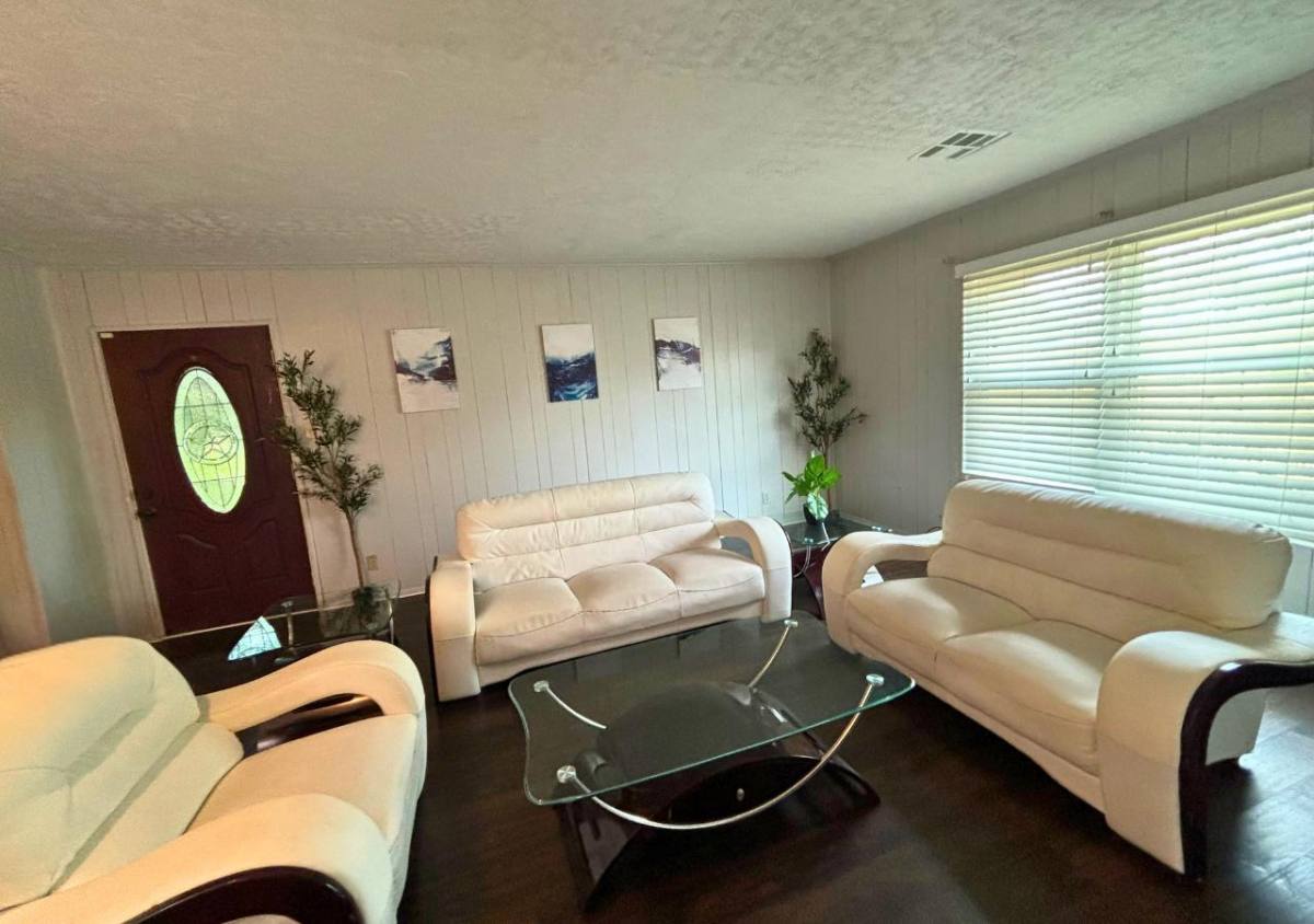 Apartment for rent at 13025 Joliet St, Houston, TX 77015
