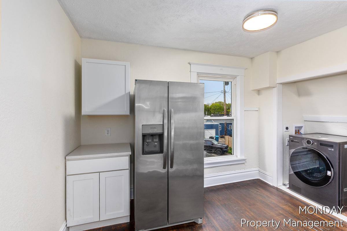 Apartment for rent at 531 W Webster Ave #2, Muskegon, MI 49440